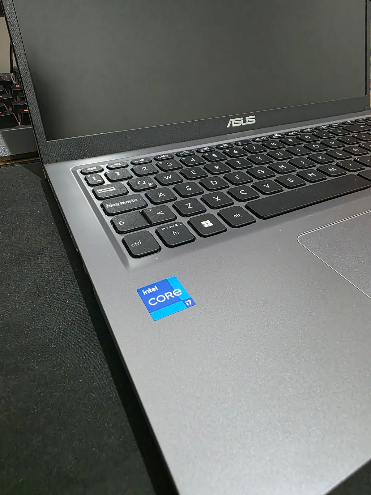 Miniatura Asus VivoBook, i7 11th, 8gb Ram, 512gb SSD, 15.6"